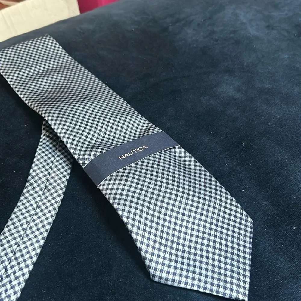 NWT Nautica Neckwear Blue 100% Silk Printed‎ Tie